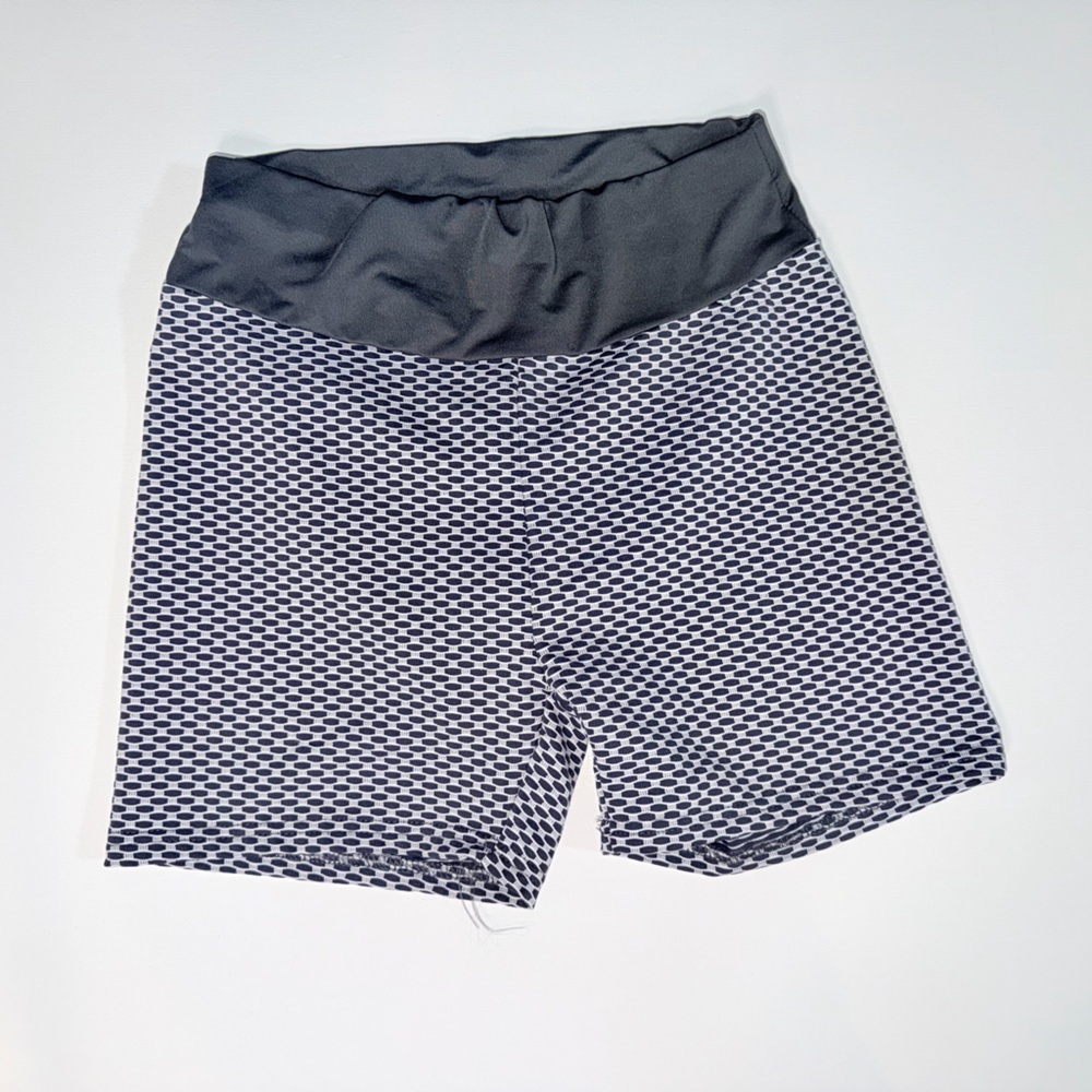High-Waist Patterned Women’s Active Shorts - Gray White